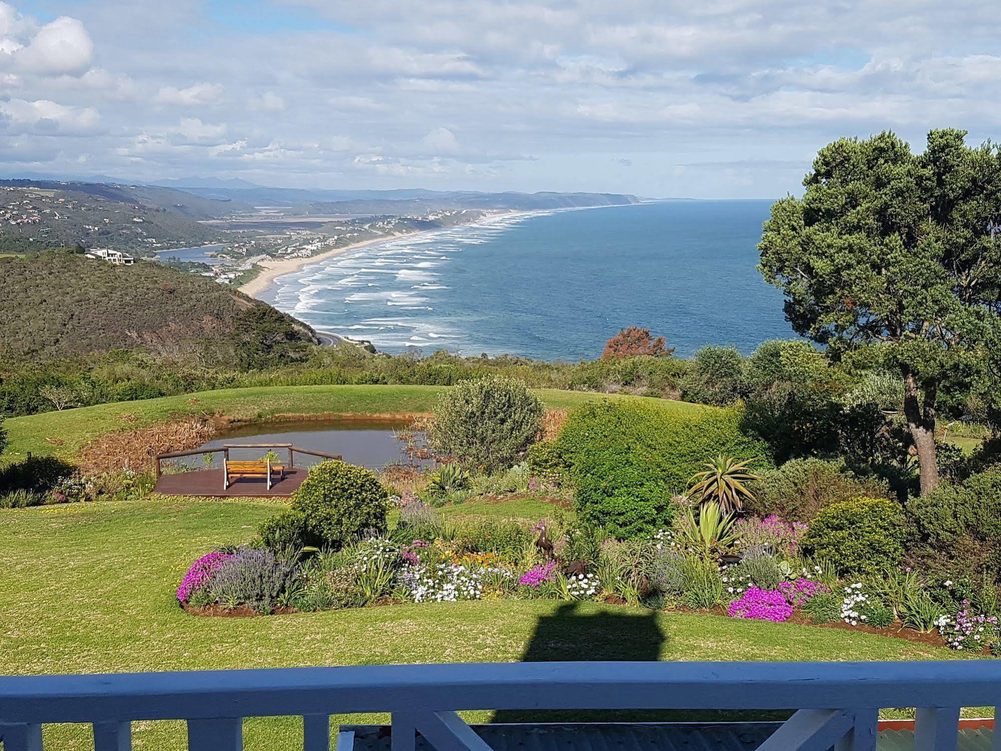 Hilltop Boutique Hotel Victoria Bay Exterior foto
